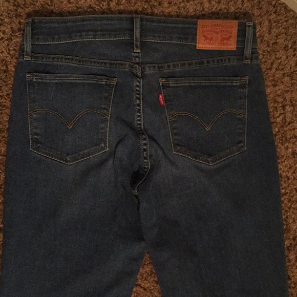 Levi’s Jeans 712 Slim Cut - Picture 4 of 8